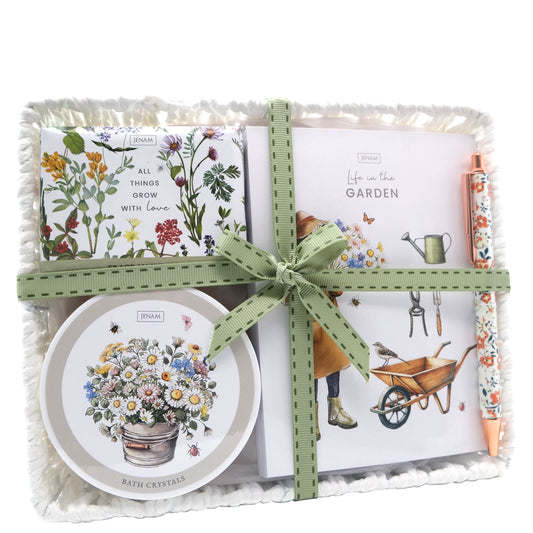 Life In The Garden - Garden Wonders