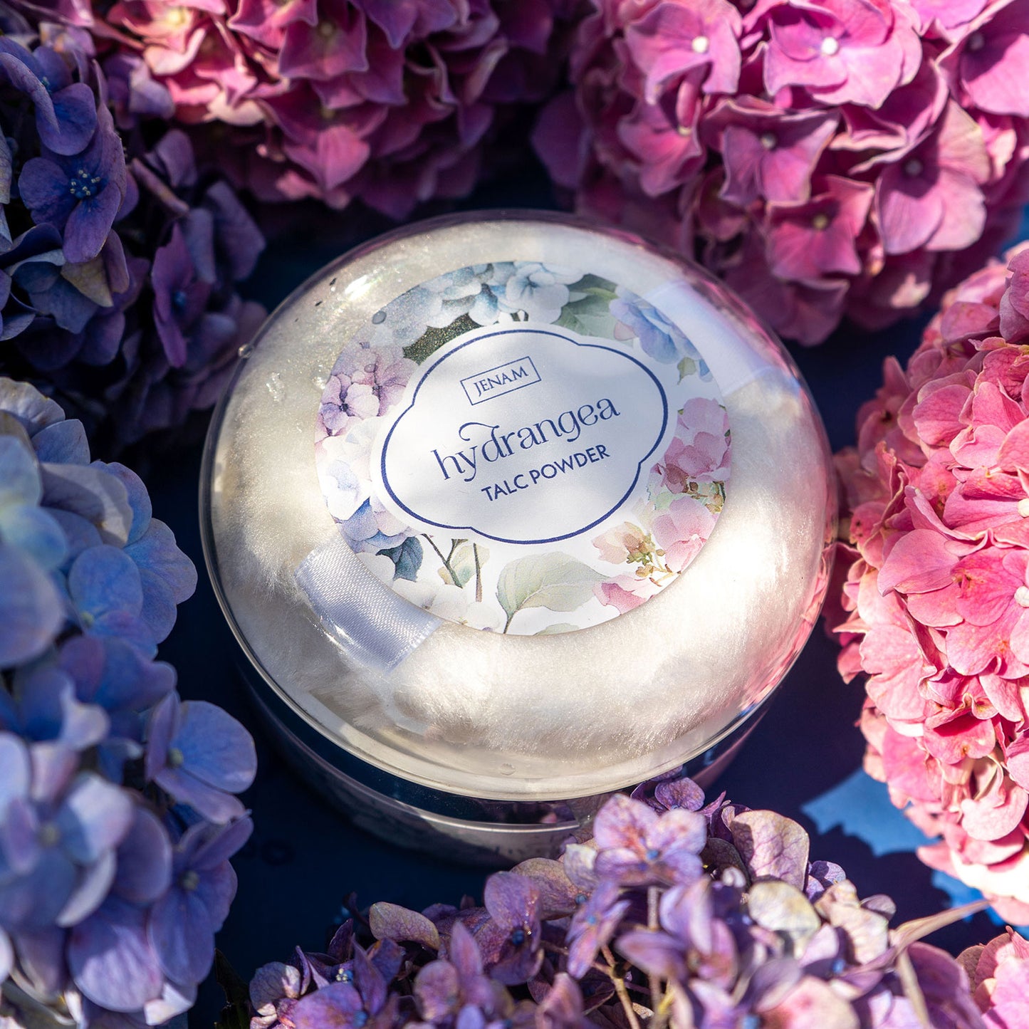 Hydrangea - Talc Powder With Powder Puff